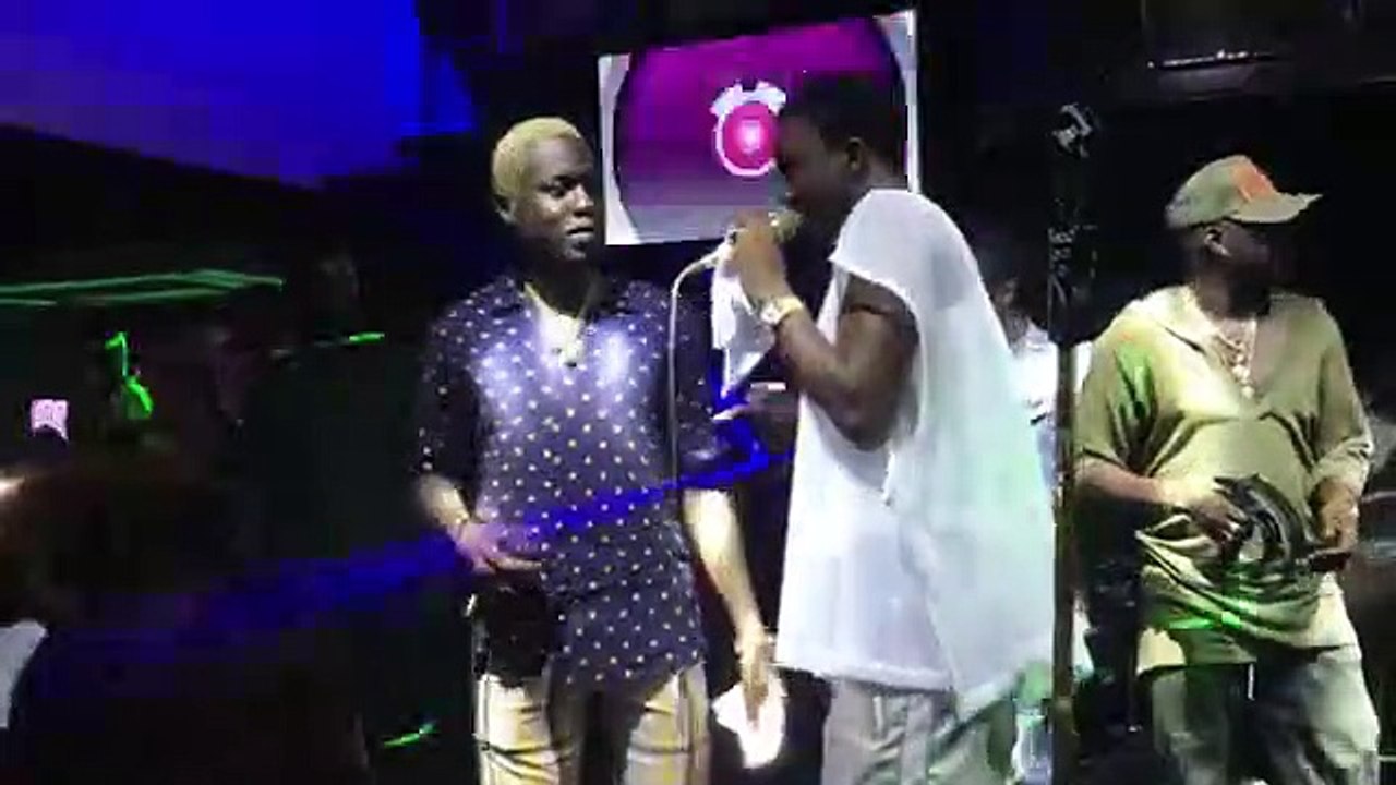 Le soutien de Wally à Ngakka Blindé