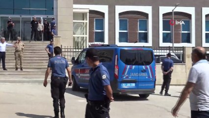 6 Kişinin öldüğü silahlı kavgada 2 şüpheli adliyeye sevk edildi