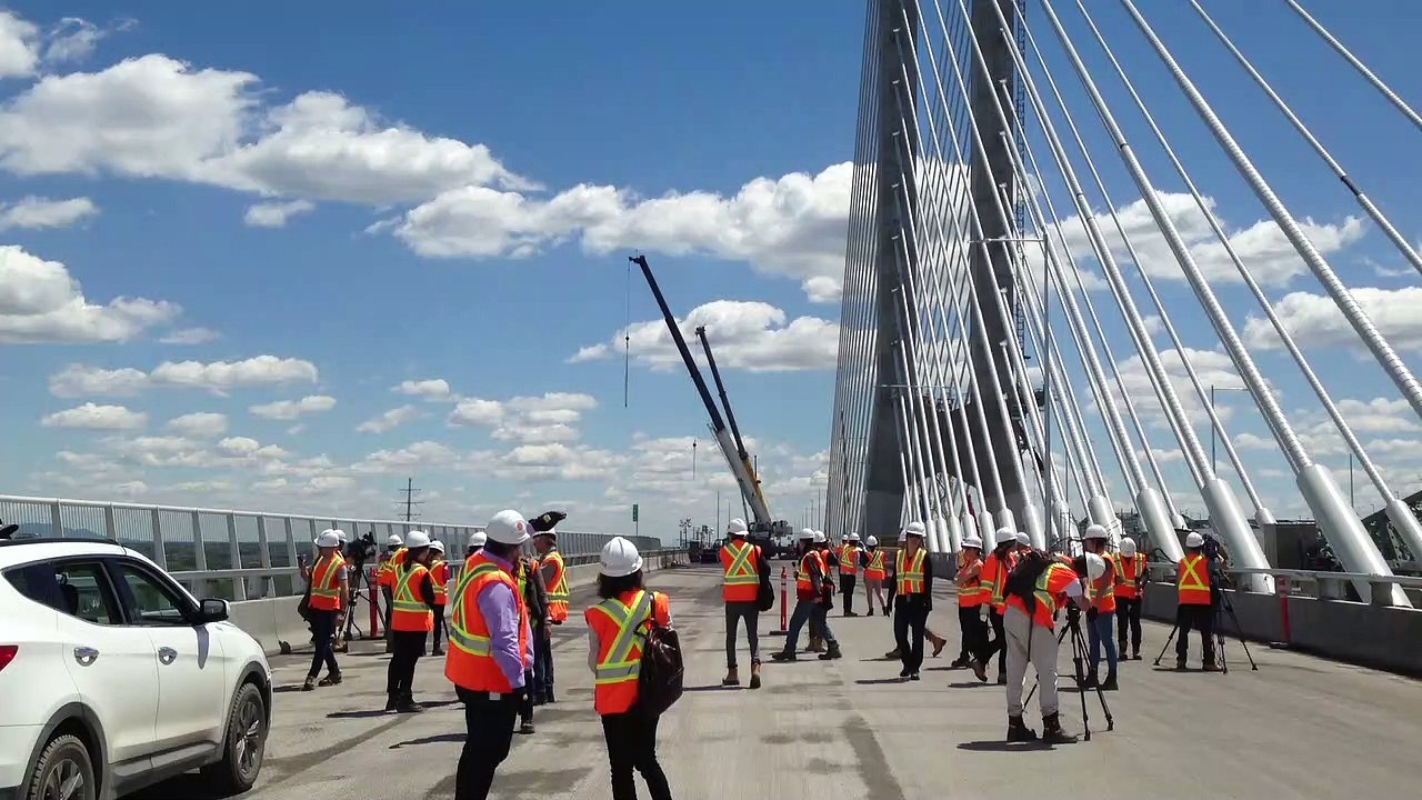 Visite du chantier du pont Samuel-De Champlain
