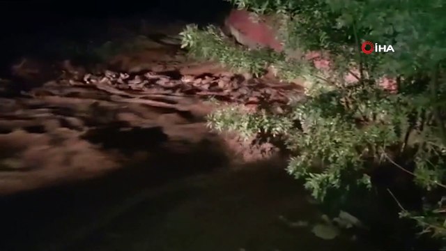 Sel yolu yardı: Yozgat-Ankara Karayolu trafiğe kapandı