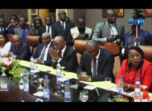 RTG - Cérémonie de prise de fonction de Roger Owono Mba, nouveau ministre de l’économie et des Finances