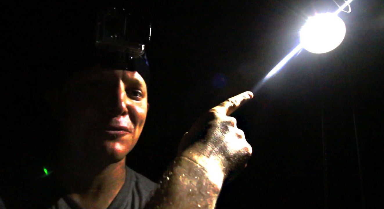 Light Bulb Powered By GRAVITY - 5 Times Brighter Than Kerosene Lamp