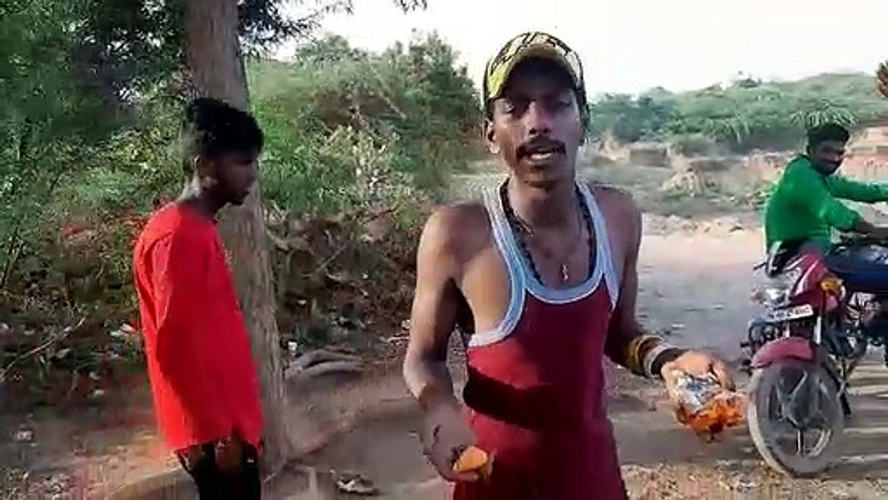ஒரு கஞ்சா வியாபாரியின் திமிர் சவால்..வீடியோ