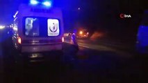 Kocaeli'de TEM'de Kaza Yapan Tır Yola Devrildi 1 Saat Trafik Durdu