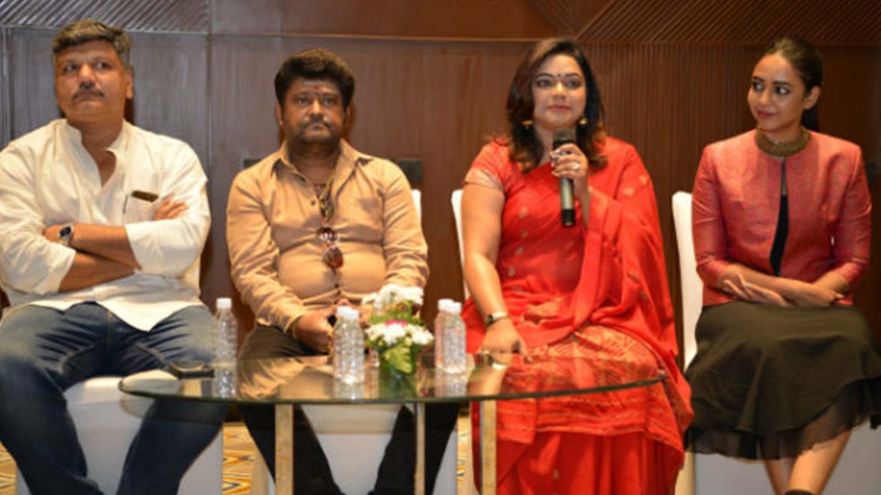 ತಮ್ಮ ಸಿನಿಮಾ ಪ್ರೀಮಿಯರ್ ಪದ್ಮಿನಿ 50 ಡೇಸ್ ಪೂರೈಸಿದರೂ ಜಗ್ಗೇಶ್ ಗೆ ಬೇಸರ ಯಾಕೆ?  | FILMIBEAT KANNADA