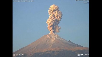 [Vídeo] El volcán Popocatepetl despierta con violencia