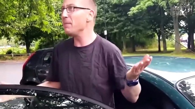 Esses caçadores de pedófilos ​​anônimos usam um método curioso para rastreá-los