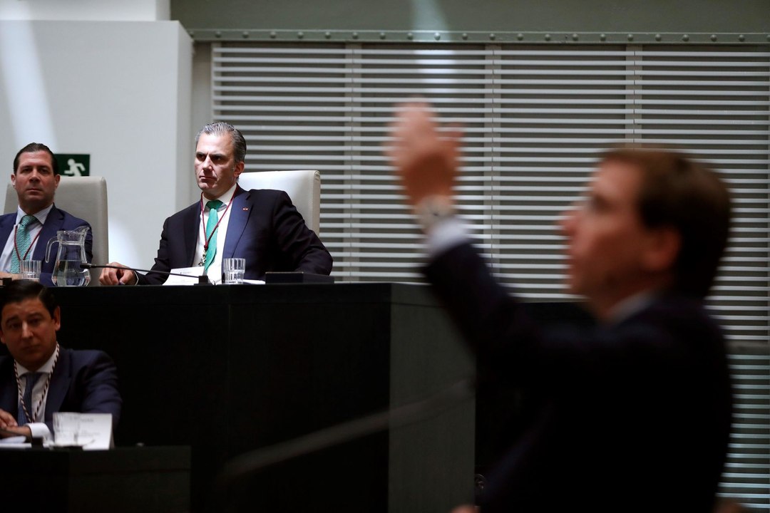 Federico a las 7: Vox interrumpe las negociaciones con el PP en Madrid