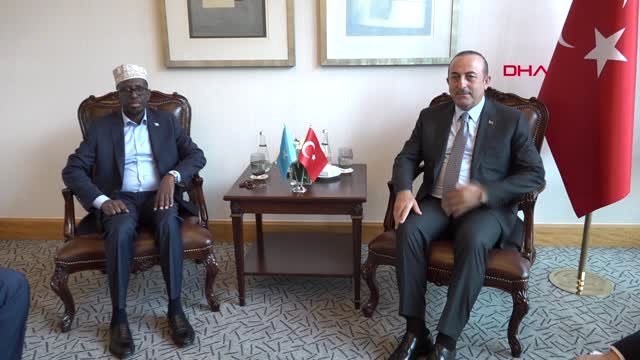 Çavuşoğlu -Somali Eski Cumhurbaşkanı Sheikh Sharif Sheikh Ahmed ile görüştü