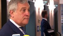 Tajani, descol·locat, s’espolsa la responsabilitat sobre l’exclusió de Puigdemont, Junqueras i Comín