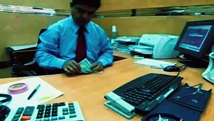 على أهلها جنت براقش.. تميم وحاشيته يدخلون القطريين النفق المظلم