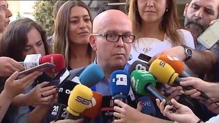 Download Video: El abogado de Puigdemont intenta recoger su acta de eurodiputado sin éxito