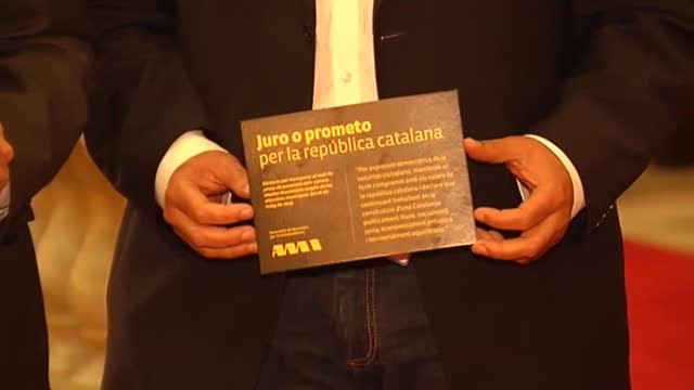 Concejales y alcaldes independentistas podrán jurar o prometer su cargo por los valores de la república catalana
