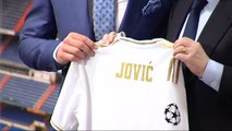 Florentino Pérez presenta a Luka Jovic