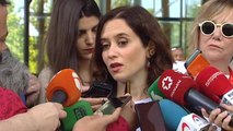 Díaz Ayuso matiza sus palabras sobre la abstención del PP en la investidura de Sánchez y apunta a Cs