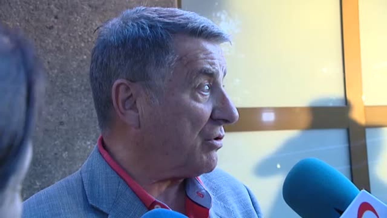 Numerosos rostros conocidos en la capilla ardiente de Chicho Ibáñez Serrador