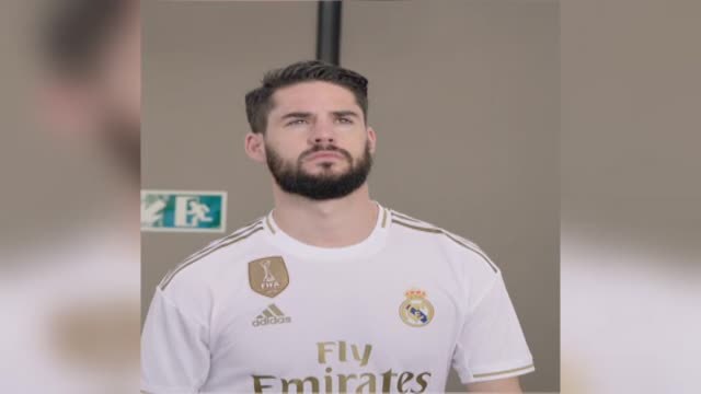 El Real Madrid presenta las nuevas camisetas para la temporada 2019/2020