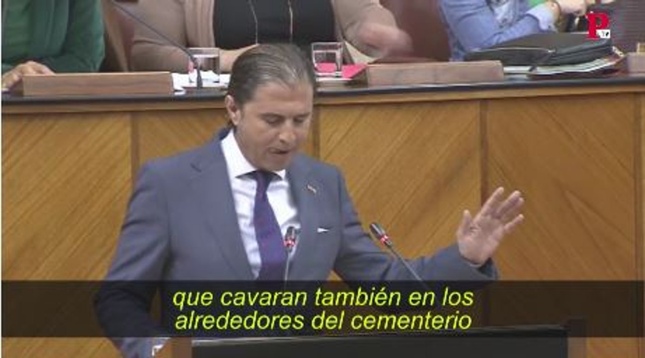 Vox insulta a los defensores de la memoria histórica: "Cazadores de huesos"