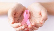 أعراض سرطان الثدي: إشارات تدلّ على إصابتكِ بهذا الورم الخبيث، انتبهي لها