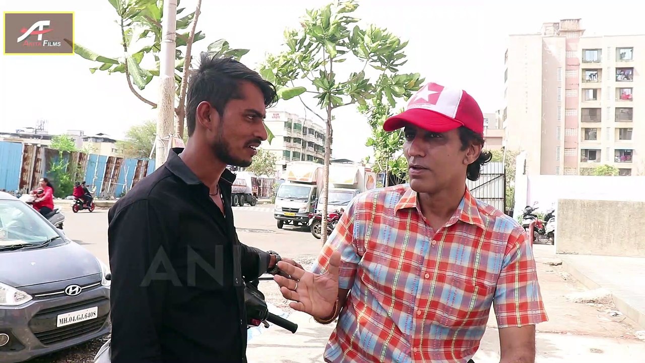 बाइक को बारिश में स्लीप होने से कैसे बचाएं !! How To Ride a Motorcycle In The Rain [Hindi]  - bike riding tips