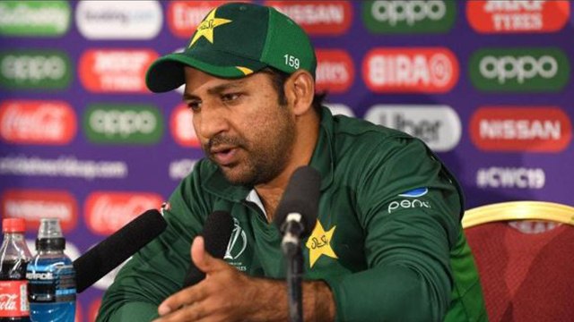 World Cup 2019 : Sarfaraz Ahmed warns Pakistani Team to backlash at home | वनइंडिया हिंदी
