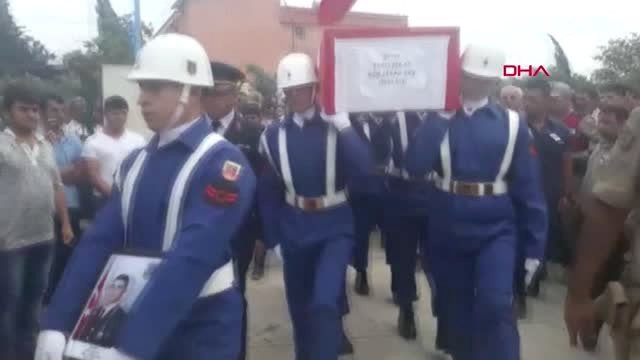 GAZİANTEP Şırnak Şehidi Jandarma Uzman Çavuş Ferdi Polat memleketi Nurdağı'ında son yolculuğuna...