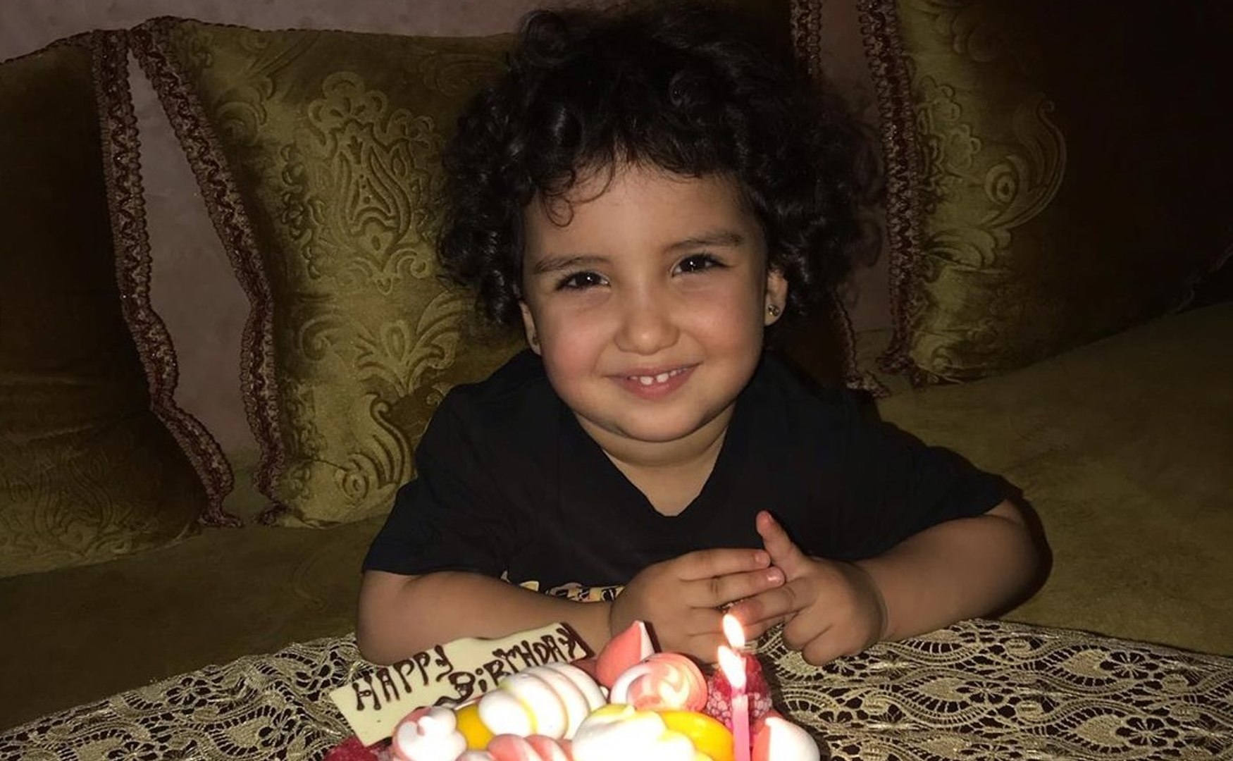 عيد ميلاد غزل الترك بين والديها - فيديو Dailymotion