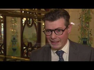 “Bouillon”, restorantet franceze që po joshin turistët dhe vendasit