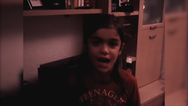 Amaia Romero felicita la Navidad con un vídeo de su infancia