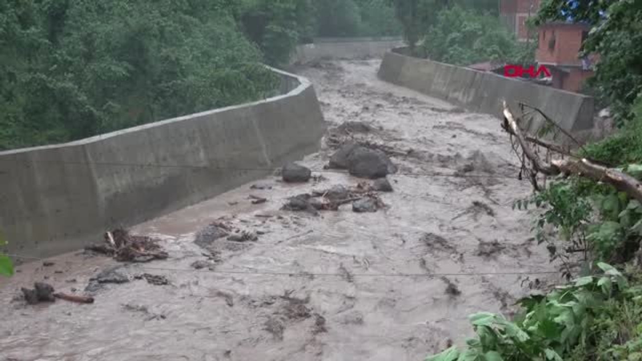 TRABZON'DA HES BORUSU PATLADI 2 KAYIP, 1 YARALI, MAHSUR KALANLAR VAR -AKTUEL