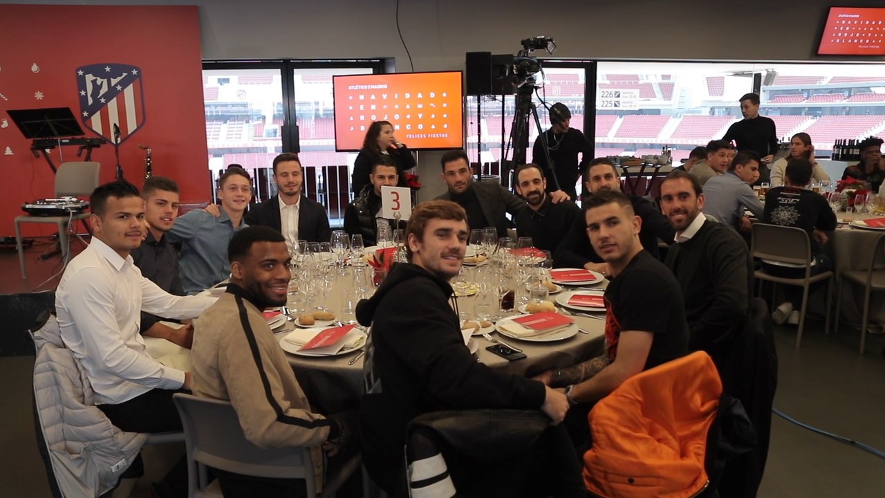 El Atlético de Madrid celebra su tradicional comida de Navidad