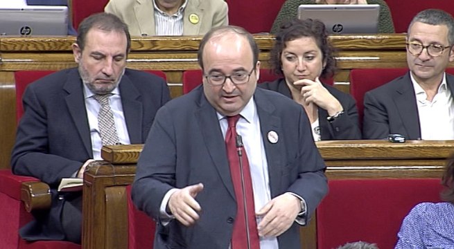 Iceta pide a Torra que arriesgue y hable con Sánchez