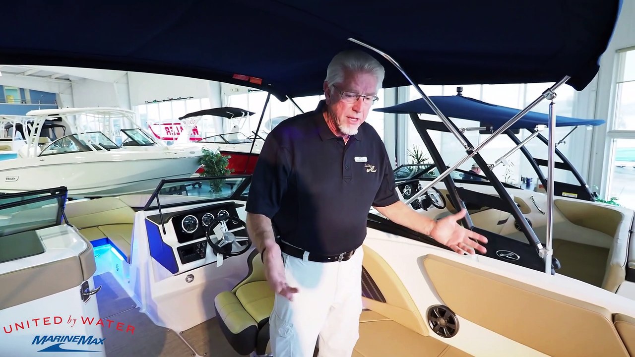 2019 Sea Ray 230 SPX  Outboard For Sale at MarineMax Panama City Beach