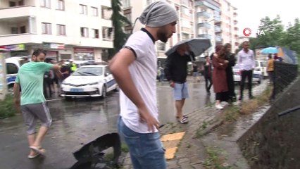 Kayganlaşan yolda kaza yapan araç, 6 metre yükselikten bahçeye uçtu
