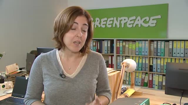 Francia pretende sancionar a las firmas de moda que quemen sus excedentes de ropa