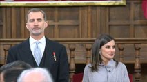 Los reyes entregan el Premio Cervantes a la poetisa uruguaya Ida Vitale