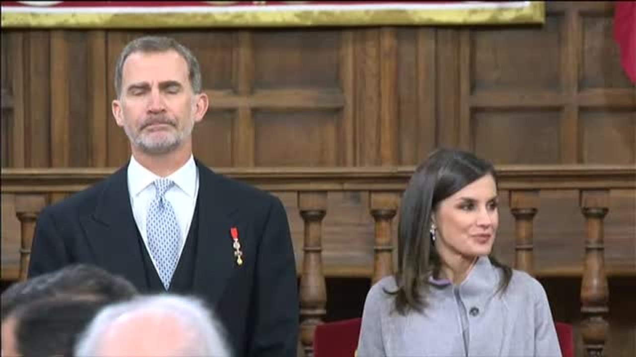 Los reyes entregan el Premio Cervantes a la poetisa uruguaya Ida Vitale