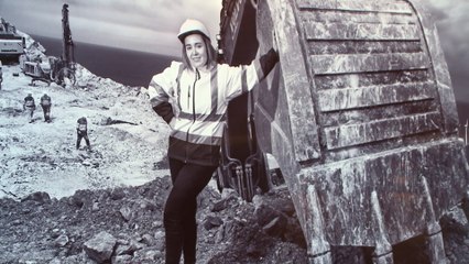 'Womenbi', la exposición fotográfica que pretende terminar con estereotipos