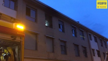 Un joven herido de gravedad en un incendio en Carabanchel