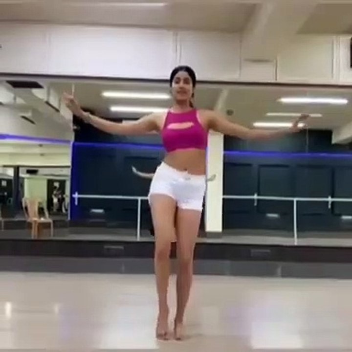 jahnvi dance