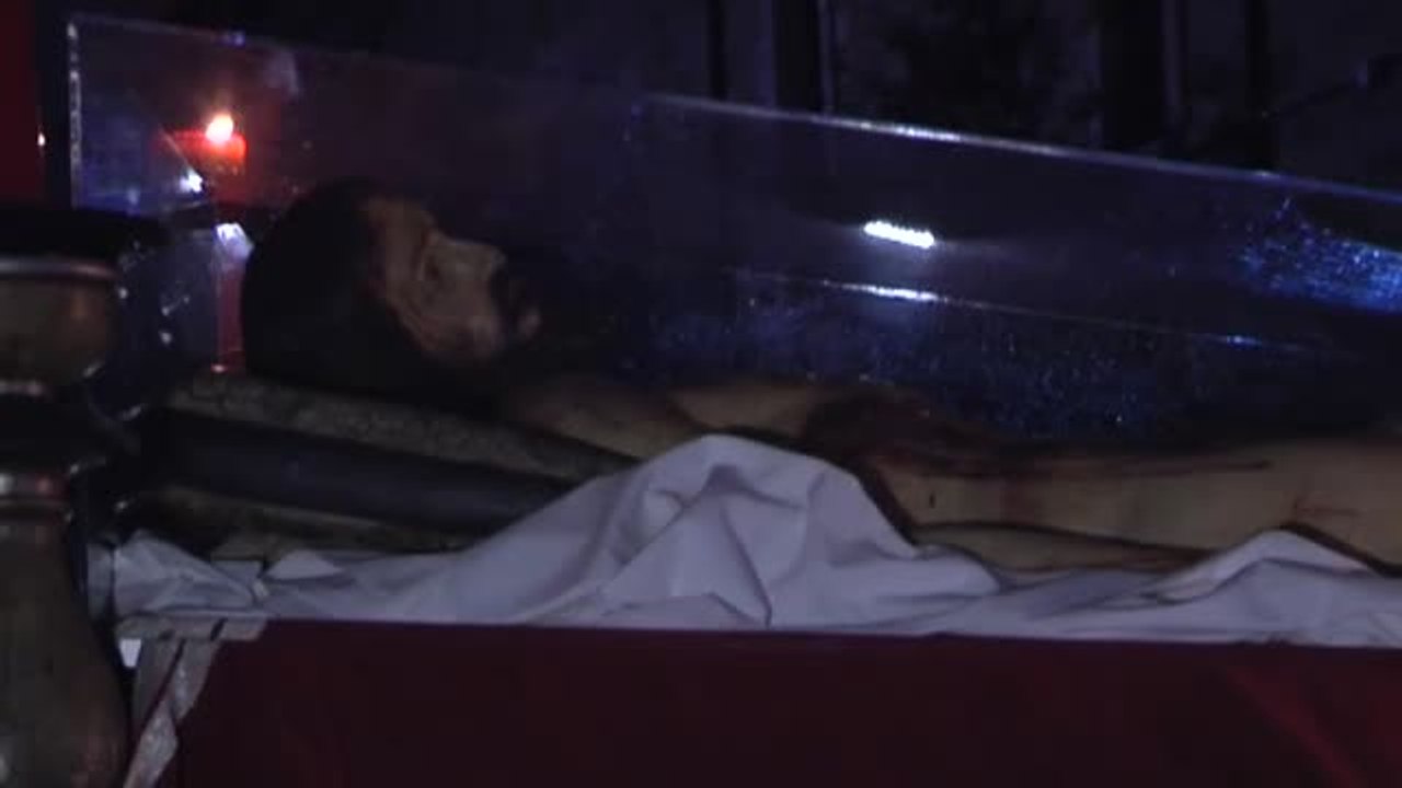 Las procesiones salen a la calle