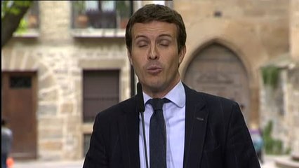 Casado: "Sánchez solo acierta cuando rectifica y da la cara"
