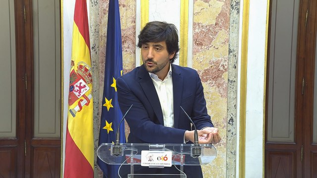 Cs llama golpistas a los que dan un golpe a la Democracia