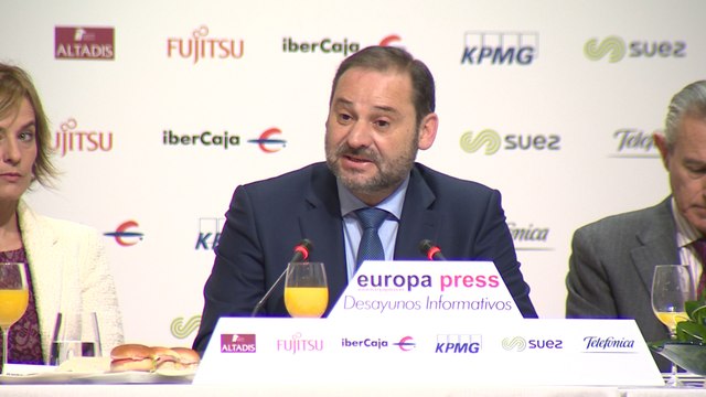 Ábalos asegura que el Gobierno intentará presentar PGE hasta el final