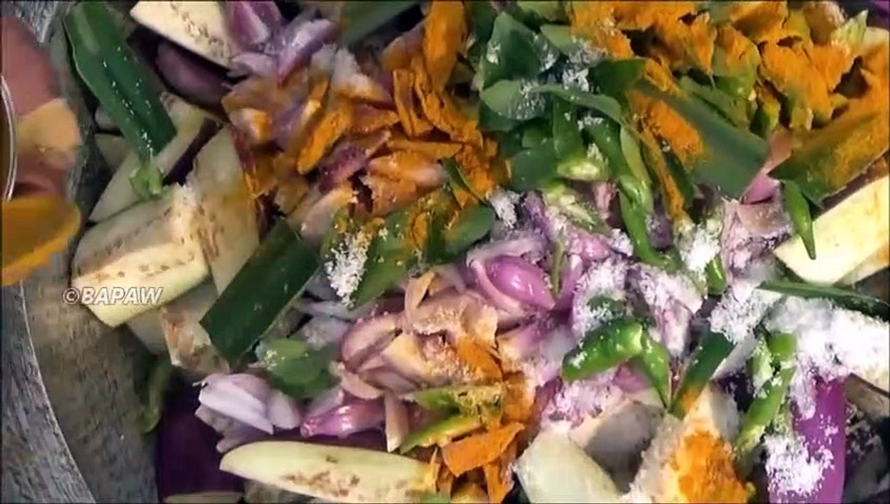 Aubergine au Curry  Facile et Rapide de la grand-mère du Village de Style de la Nourriture