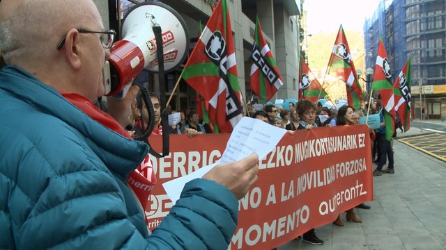 Concentración de CCOO ante los juzgados en Bilbao