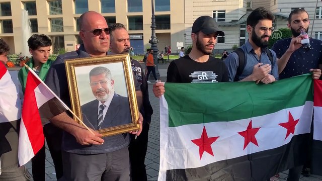 Mursi için gıyabi cenaze namazı - BERLİN