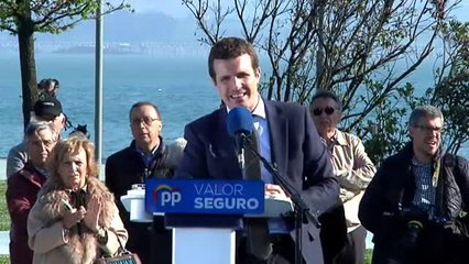 Casado promete ilegalizar la "kale borroca" catalana si es elegido Presidente