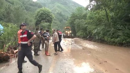 Heavy rain causes flooding in Turkey's Trabzon