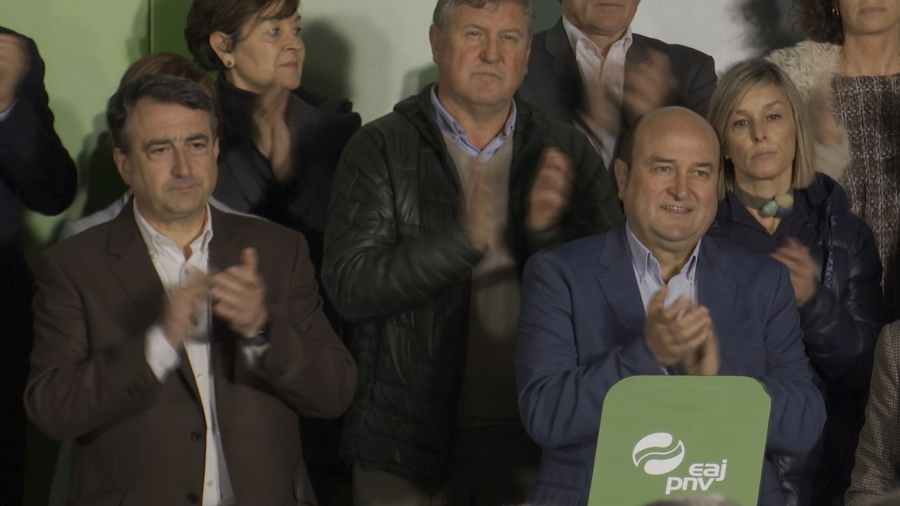 Ortuzar invista a los vascos a "pedalear" con el PNV